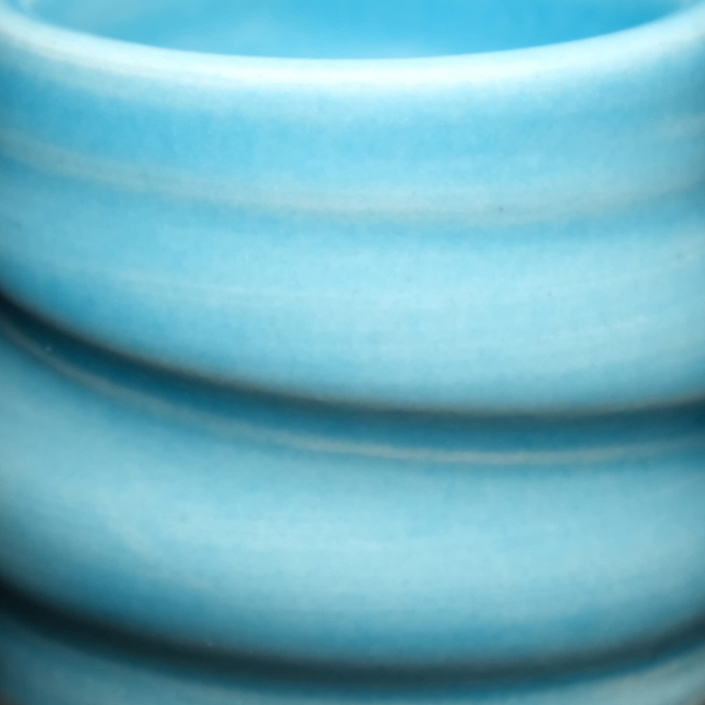 Penguin Pottery - Penguin's Choice Series - Light Blue (Pint | 16 fl.oz | 473 ml)